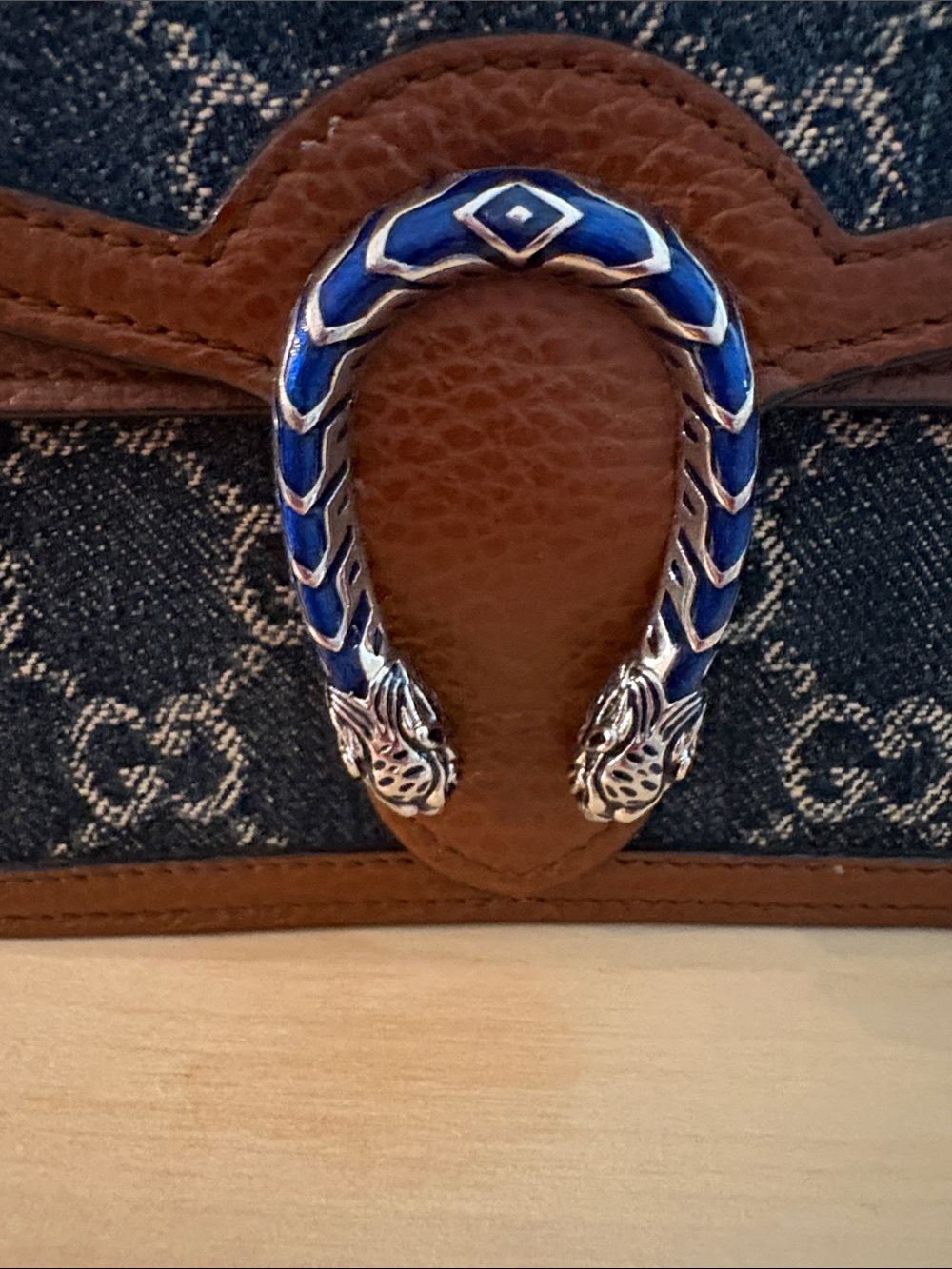 Gucci Blue Denim & Brown Leather Dionysus Crossbody Bag with Blue Enamel Detail - Picture 3 of 4